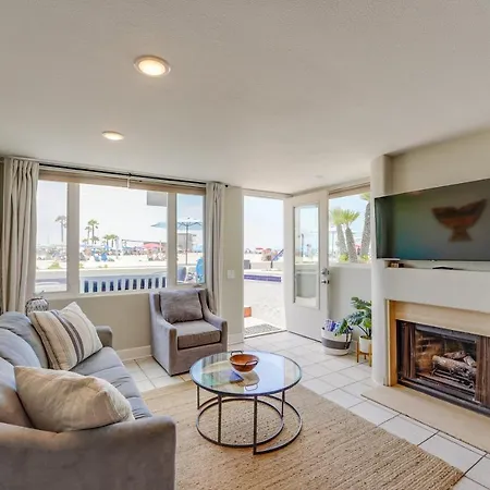 Oceanfront Condo With Front Patio, Gas Grill, Fire Pit - Prime Location!!